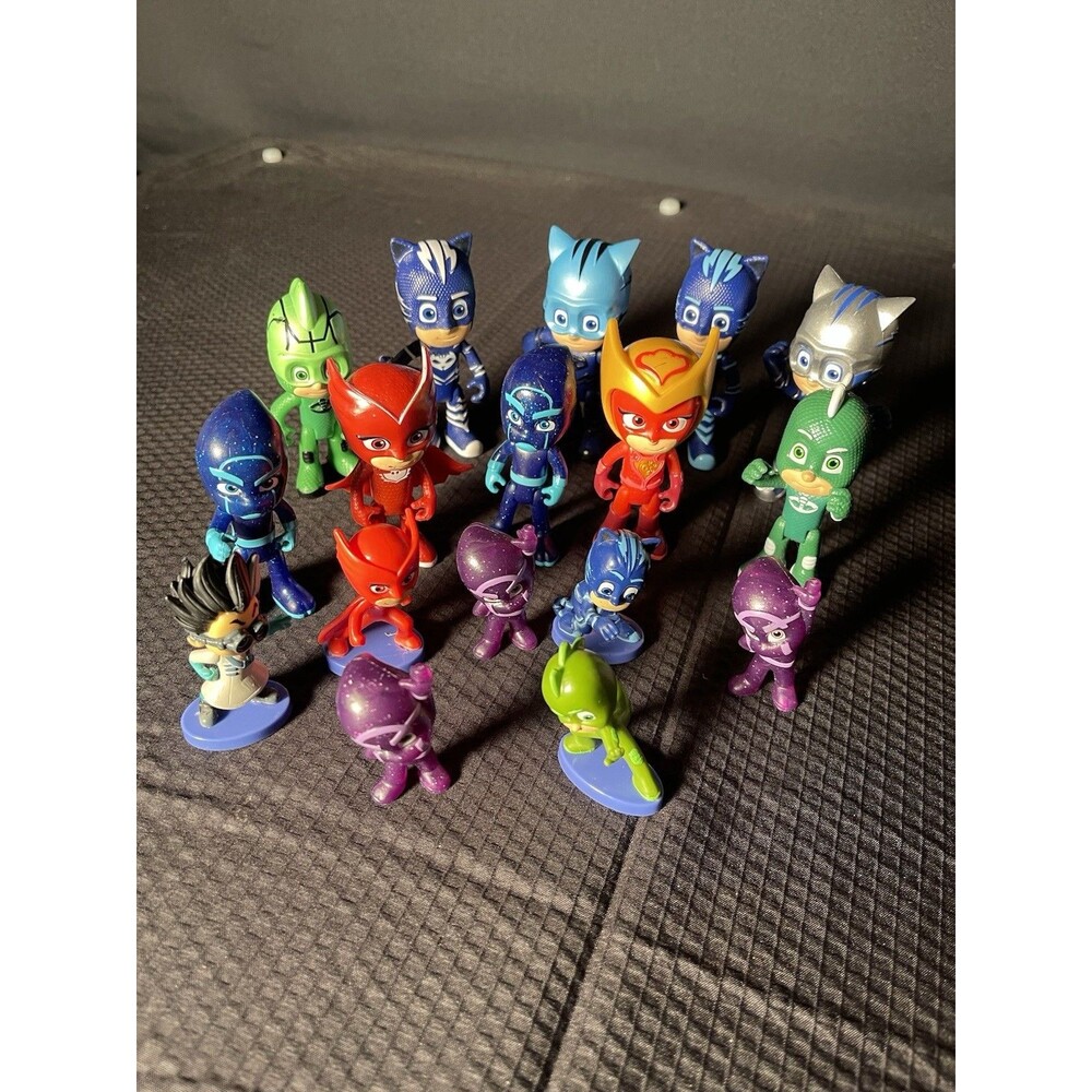PJ MASKS Lot of 17 Figures Various PJ Masks Just Play Poseable Gekko Luna Catboy